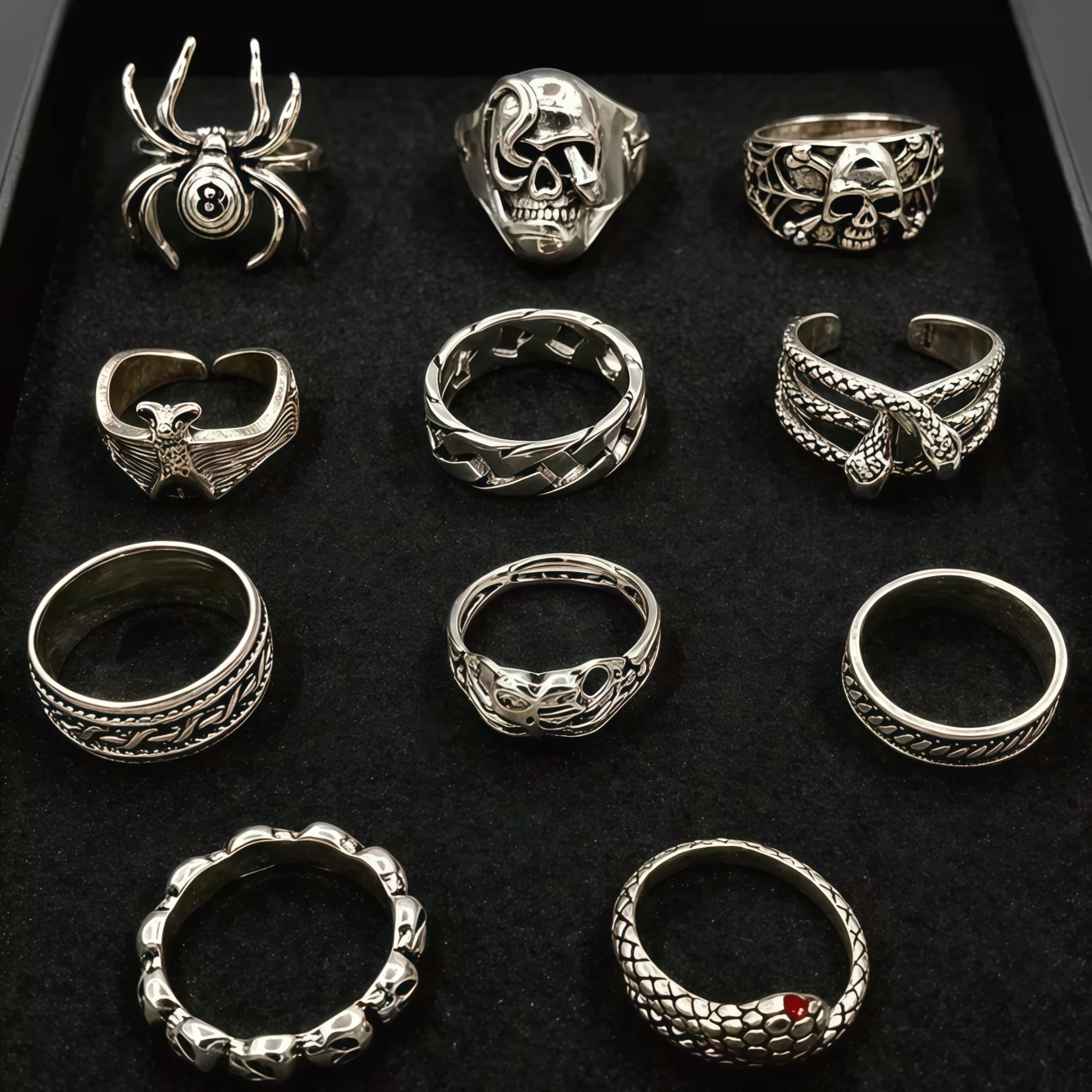 11Pieces Vintage Gothic Punk Skull  Rings Set For Women Men Mix Style Retro Jewelry Party Gifts