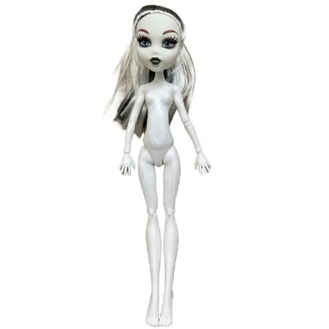 Flerleds rörlig dockkropp 23 cm dockleksak som passar många huvuden vit grön brun lila monster high dockkropp katthuvuden 10 best sales Monster High-tillbehör - №2