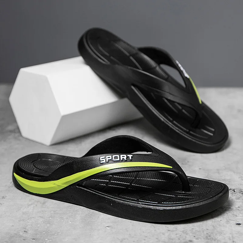 Flip-Flops Men Summer Fashion Outdoor Slippers New Anti-Skid Wear-Resistant Beach Sandals Walking Footwear Man