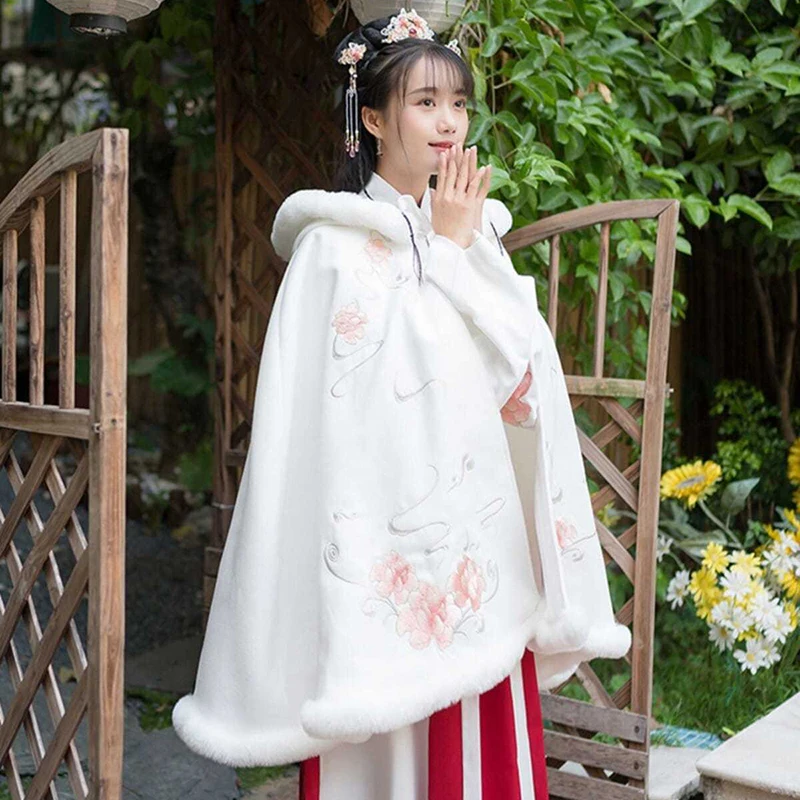 Winter 2024 Plus Velvet Padded Warm Hanfu Cloak Coat Women Fashion Plus Size Embroidery Hooded Shawl Coat Luxury Clothing Female