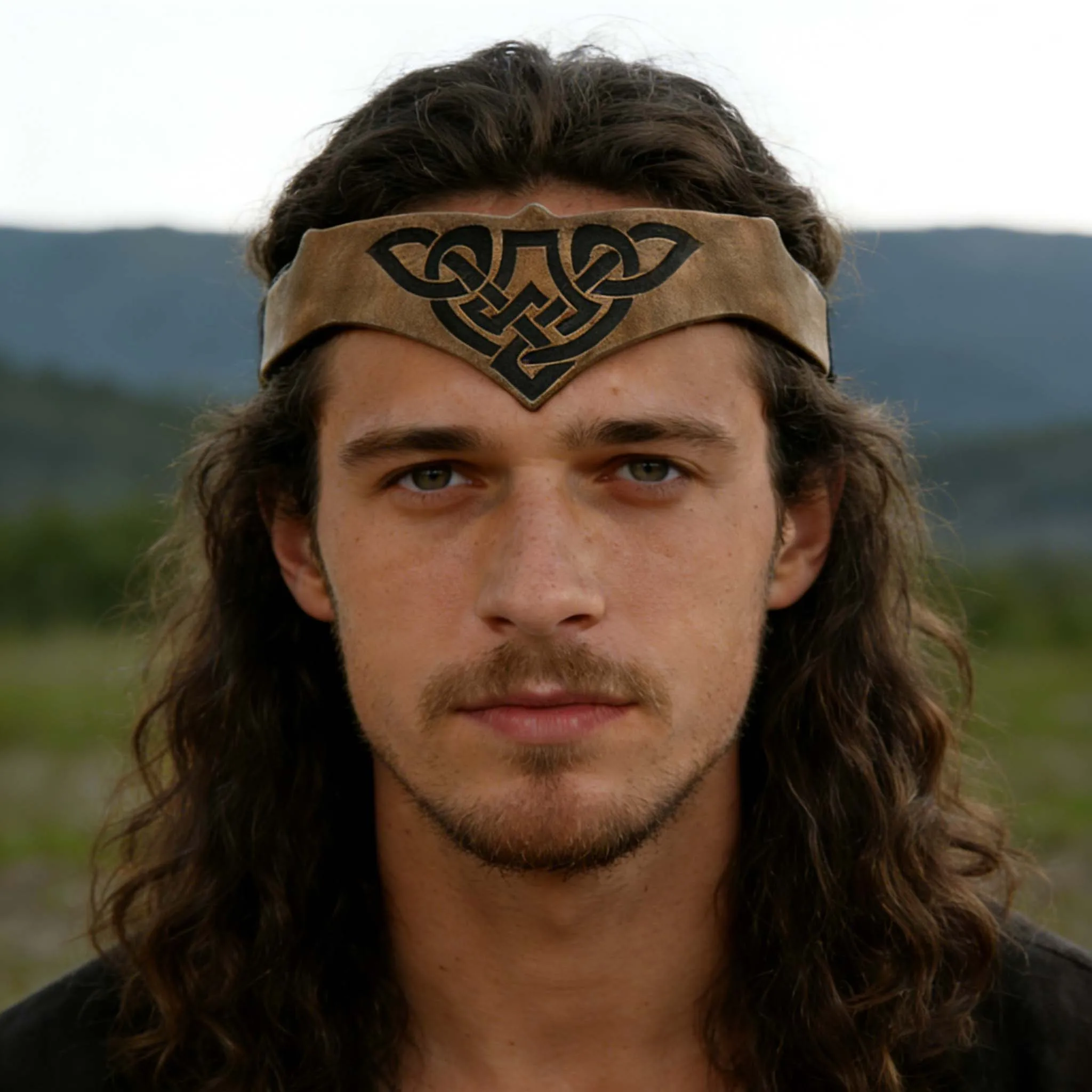 1 Stück Vintage Leder-Stirnband Mittelalterliche Tiara Kostüm PU-Leder-Kranz Renaissance Wikinger-Kopfschmuck Kriegerkrone für Männer und Frauen