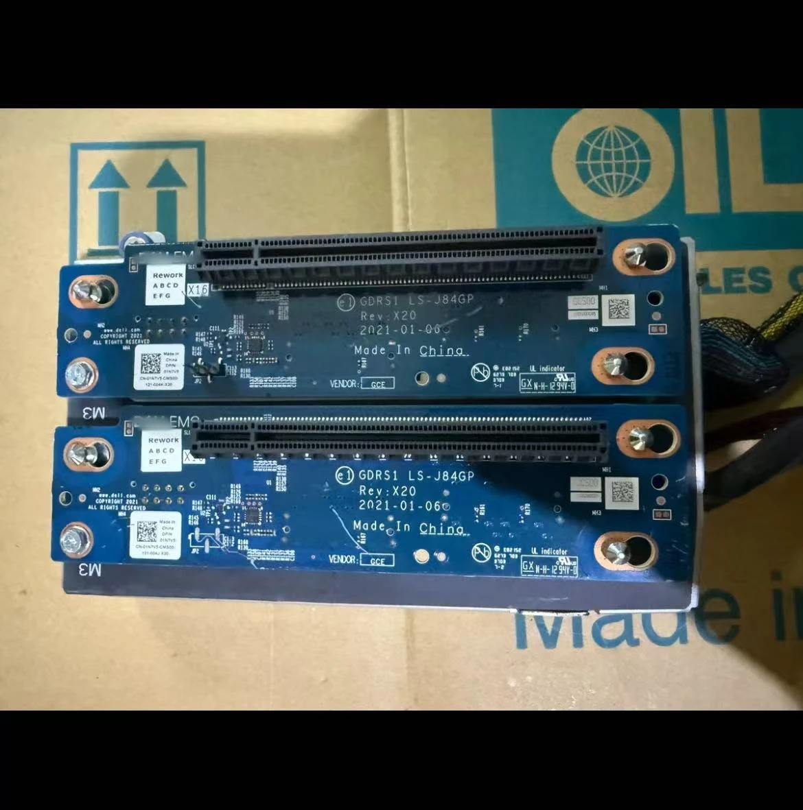 

1N7V5 01N7V5 ДЛЯ графического сервера DELL T550, картонный комплект графического процессора