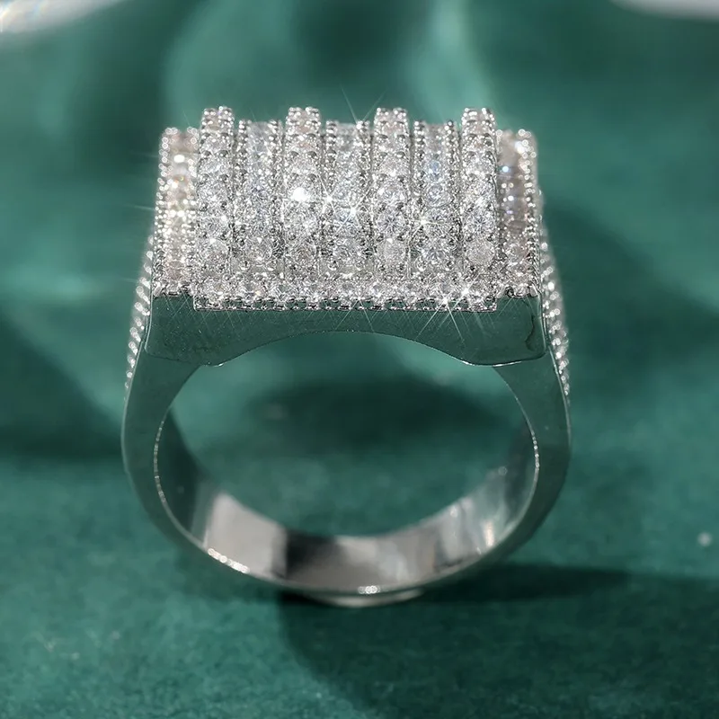 Glänzender Silberfarbener Ring mit Eingelegten Weißen CZ-Steinen für Damen Tägliches Tragen Party Verlobungsschmuck – Detail 3