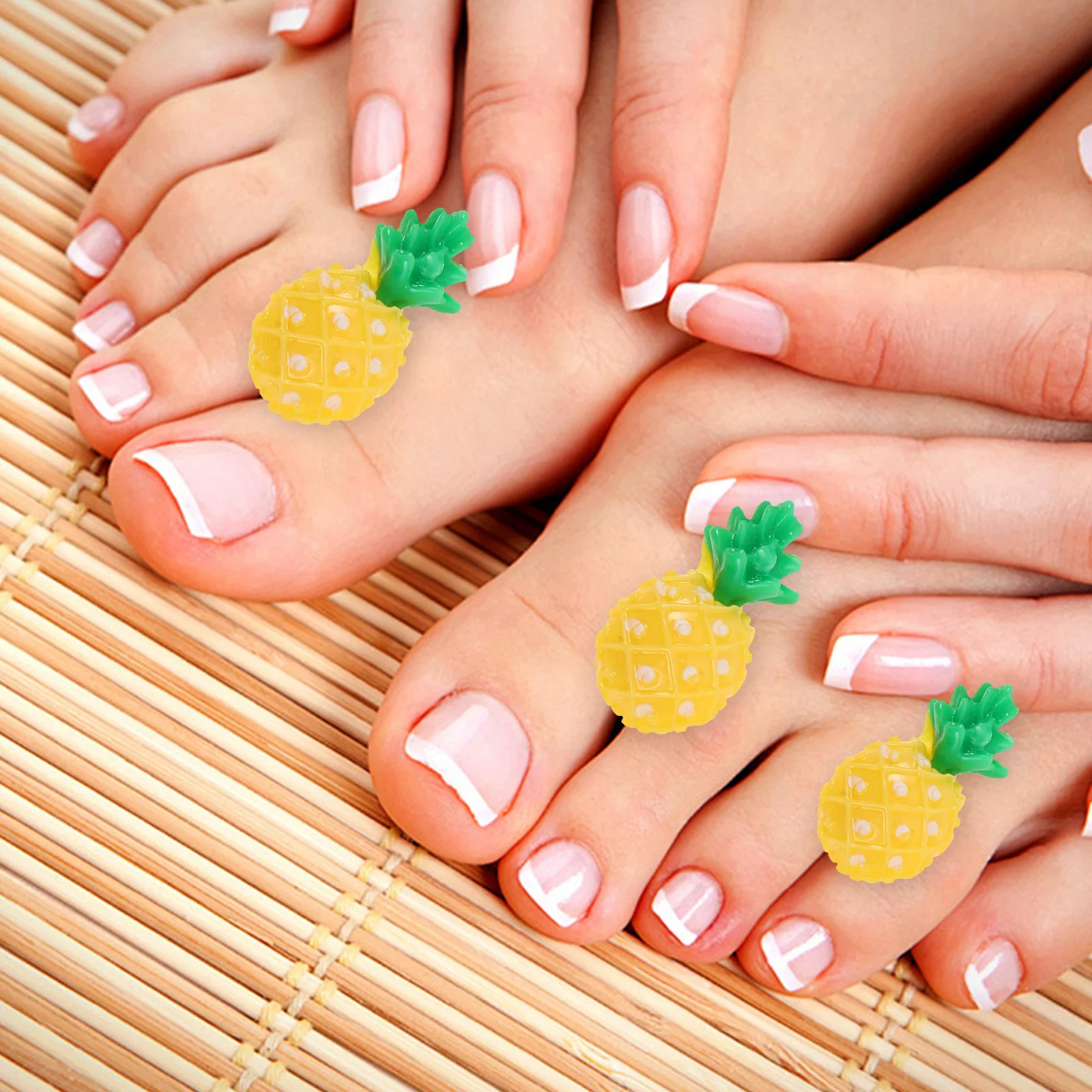 8Pcs Nail Care Silicone Toe Separators Fruit Design Soft Comfortable Pedicure Tool Toe Spacers Washable Separators for Women