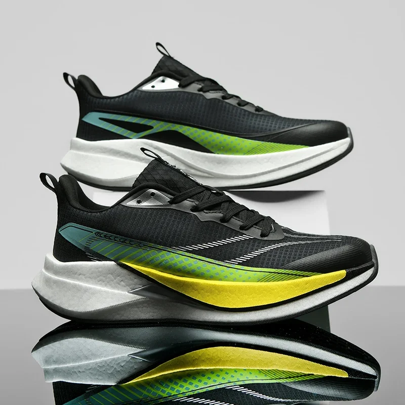 

Мужские модные повседневные и удобные спортивные кроссовки с дышащим верхом из ткани, нескользящие и износостойкие.