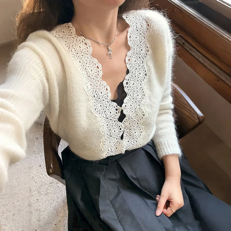 

French Sle Lace Trim V-Ne Knitted Cardigan Women's Long Sve Soft Cozy Open Front Two-Way Wear Hollow out Spring 2026