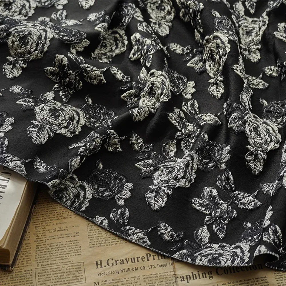 

Polyester Yarn-dyed Jacquard Fabric Silver Black Embroidery Thread Soft Drape Women's Luggage Dress Suit Pillow Fashion Cloth