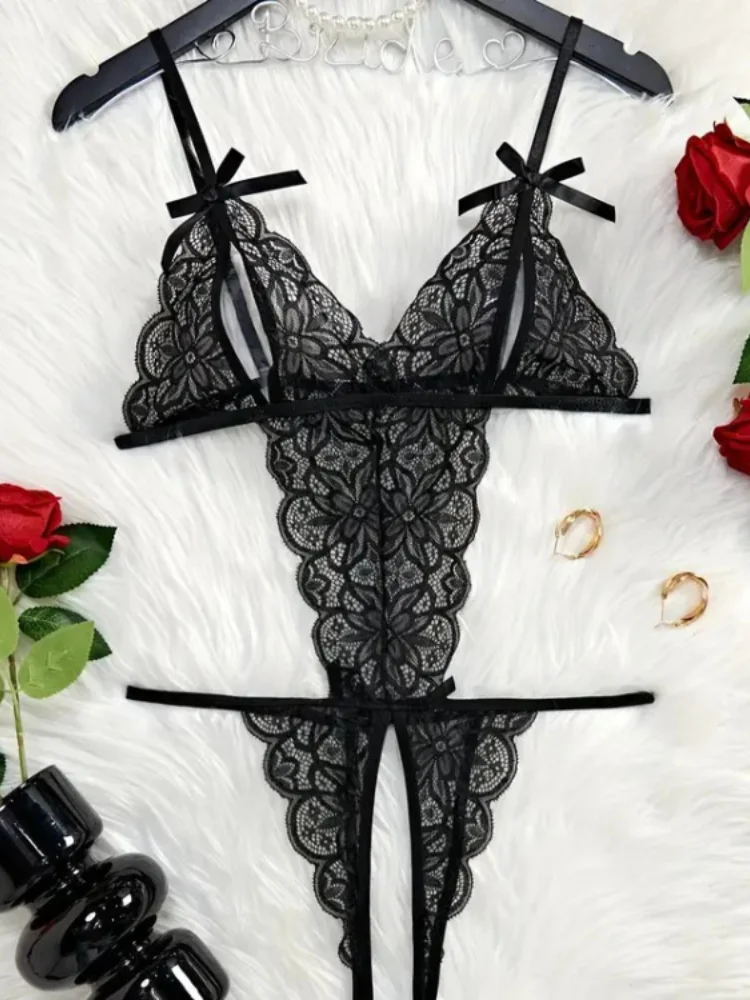 Sexy Open File Lingerie Women Lace Hollow Bra Sets Erotic Costumes Dress Deep V Open Bow Underwear Set Out With G-String