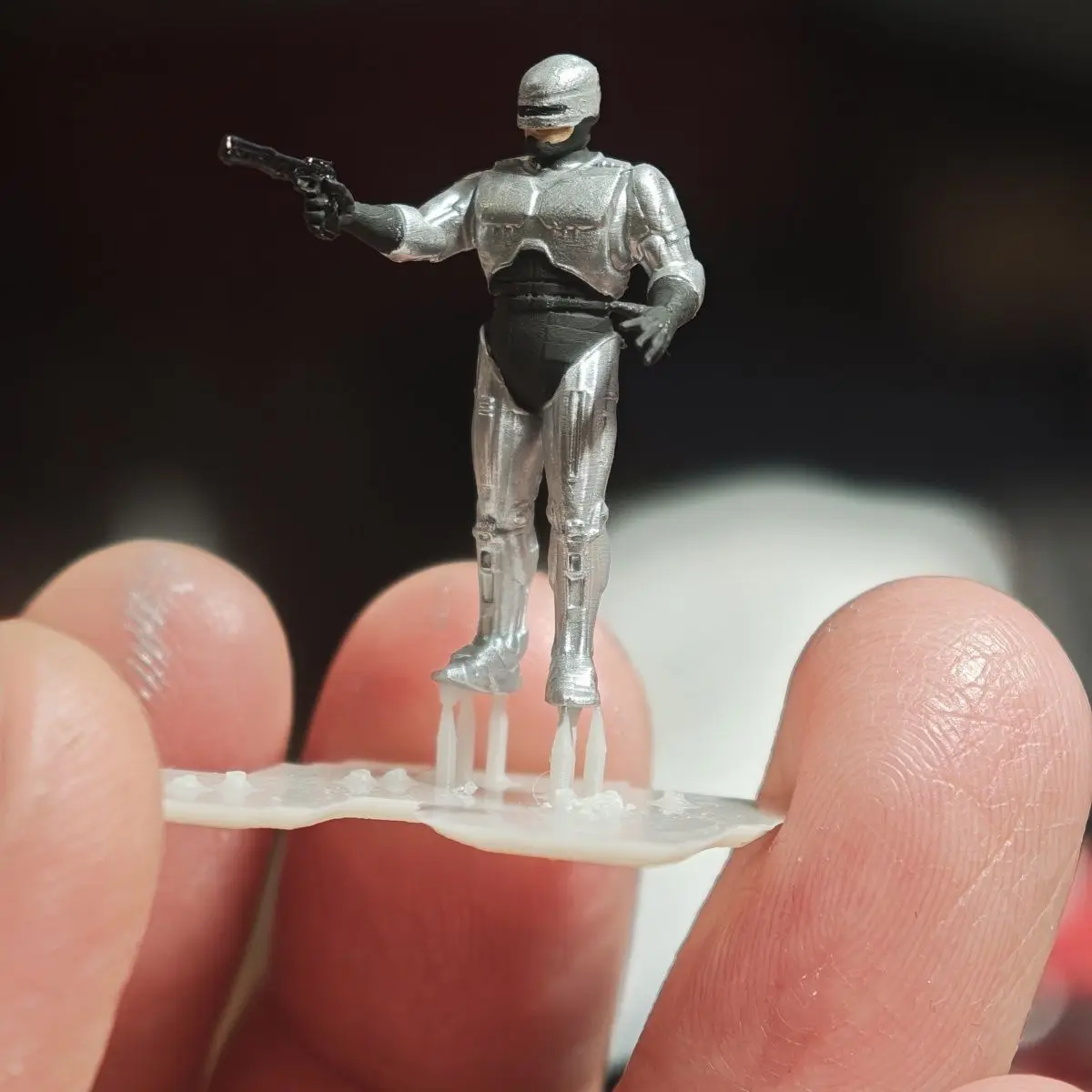 1/64 Figurine statiche in resina Modello di scena di auto Robocop Diorama