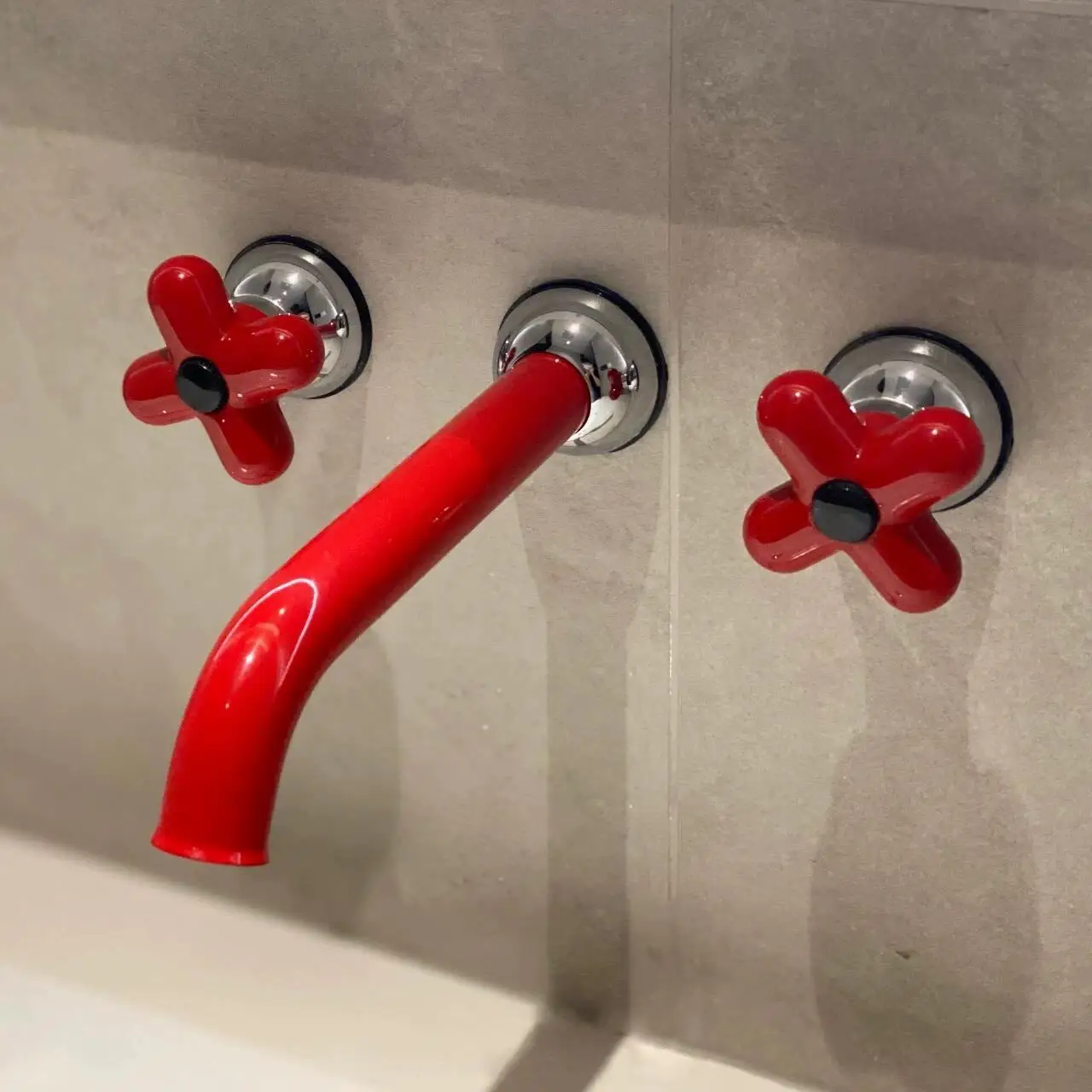 

Cute Faucet for Bathroom Sink Wall Mouned Brass Basin Water Mixer Flower Series Tap & Shower, Red, Chrome