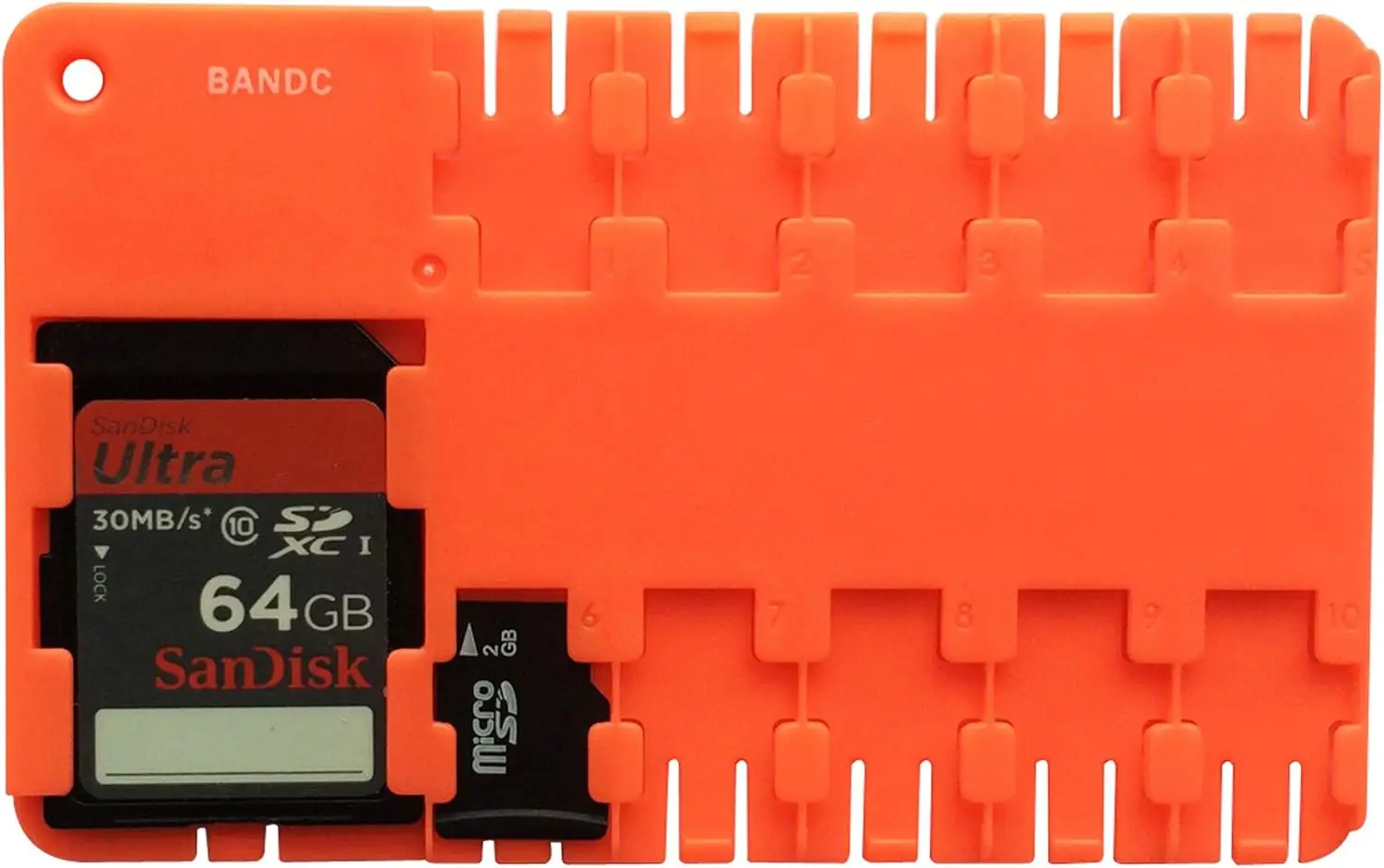 

Комплект из 2-х красных чехлов для карт Micro SD - вмещают 10 карт Micro SD и 1 карту SD, размером с кредитную карту, с отверстием для брелока.
