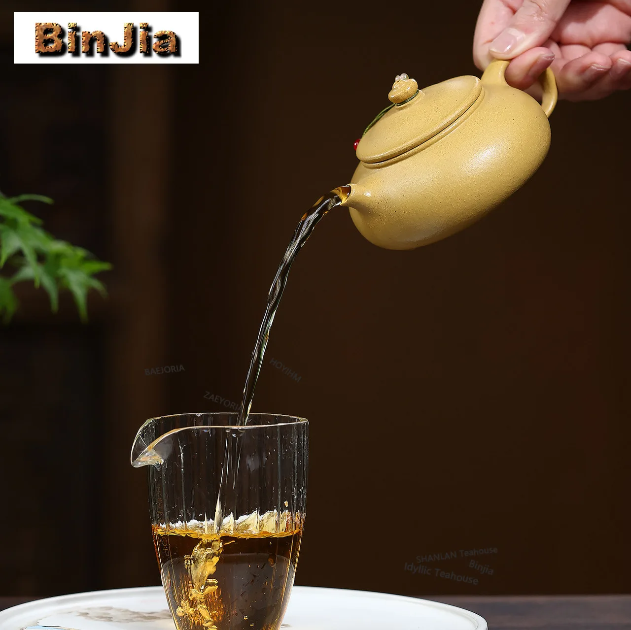 190ml Exquisite Yixing Purple Clay Teapots Handmade Cold River Pot Raw Ore Benshan Green Mud Tea Making Kettle Zisha Tea Set