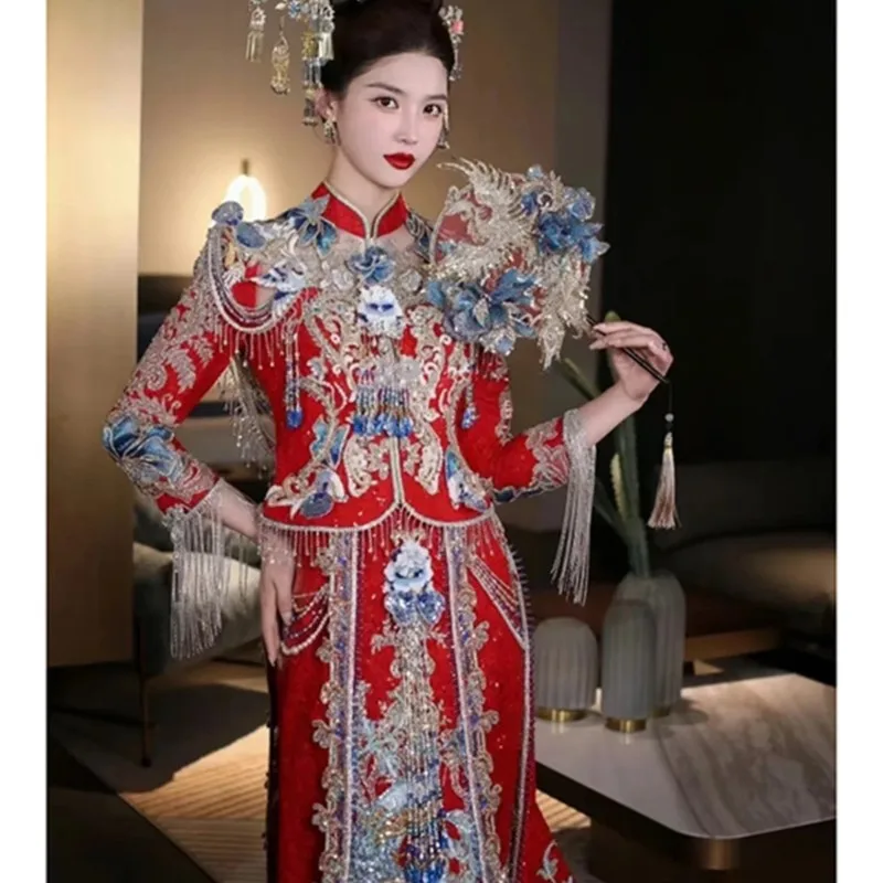 중공업 결혼식 꼬리가 달린 새로운 빨간색 중국식 토스트 용-봉황 가운 드레스