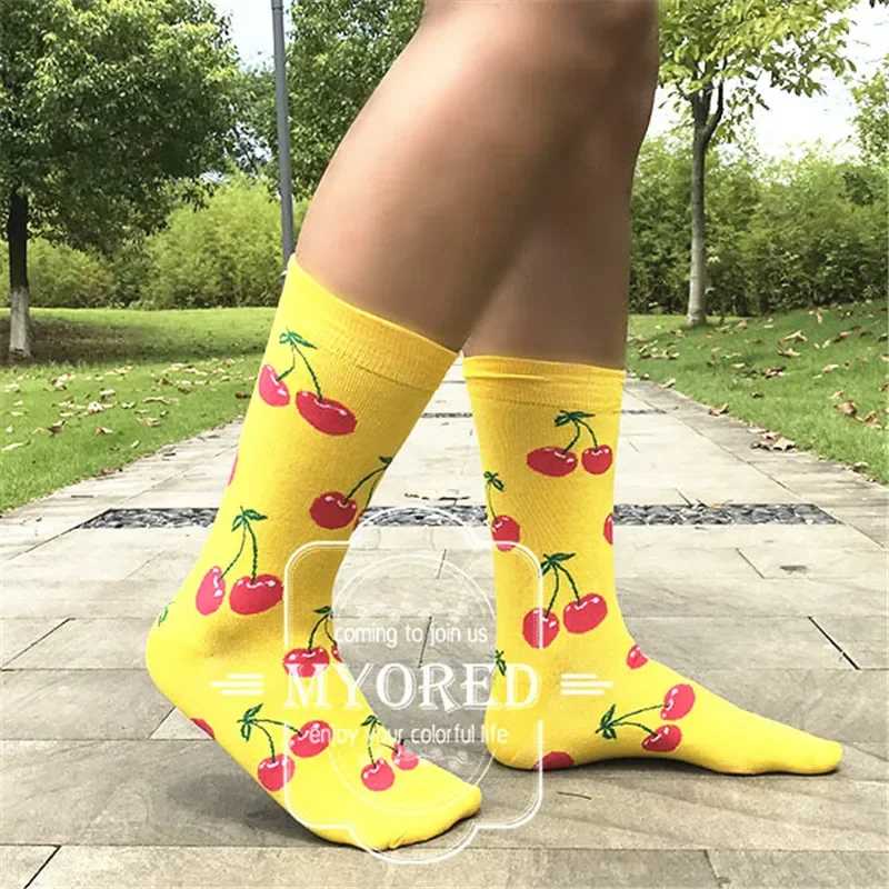 MYORED-Calcetines de algodón peinado para hombre, calcetín divertido, labios coloridos, cereza, piña, guitarra, limón, Pitaya, plátano, pera, 1 par