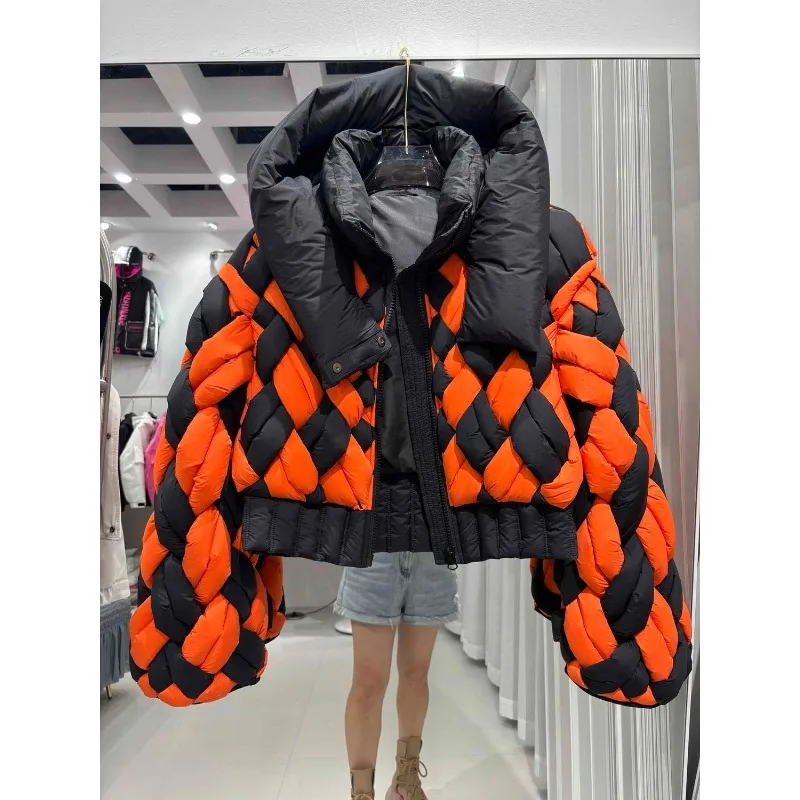 Luxus Winter Neue Daunenjacke für Frauen Europäische Kurze Ente Daunenjacke mit Kapuze Verdicken Wärme Trendy Vielseitige Streetwear