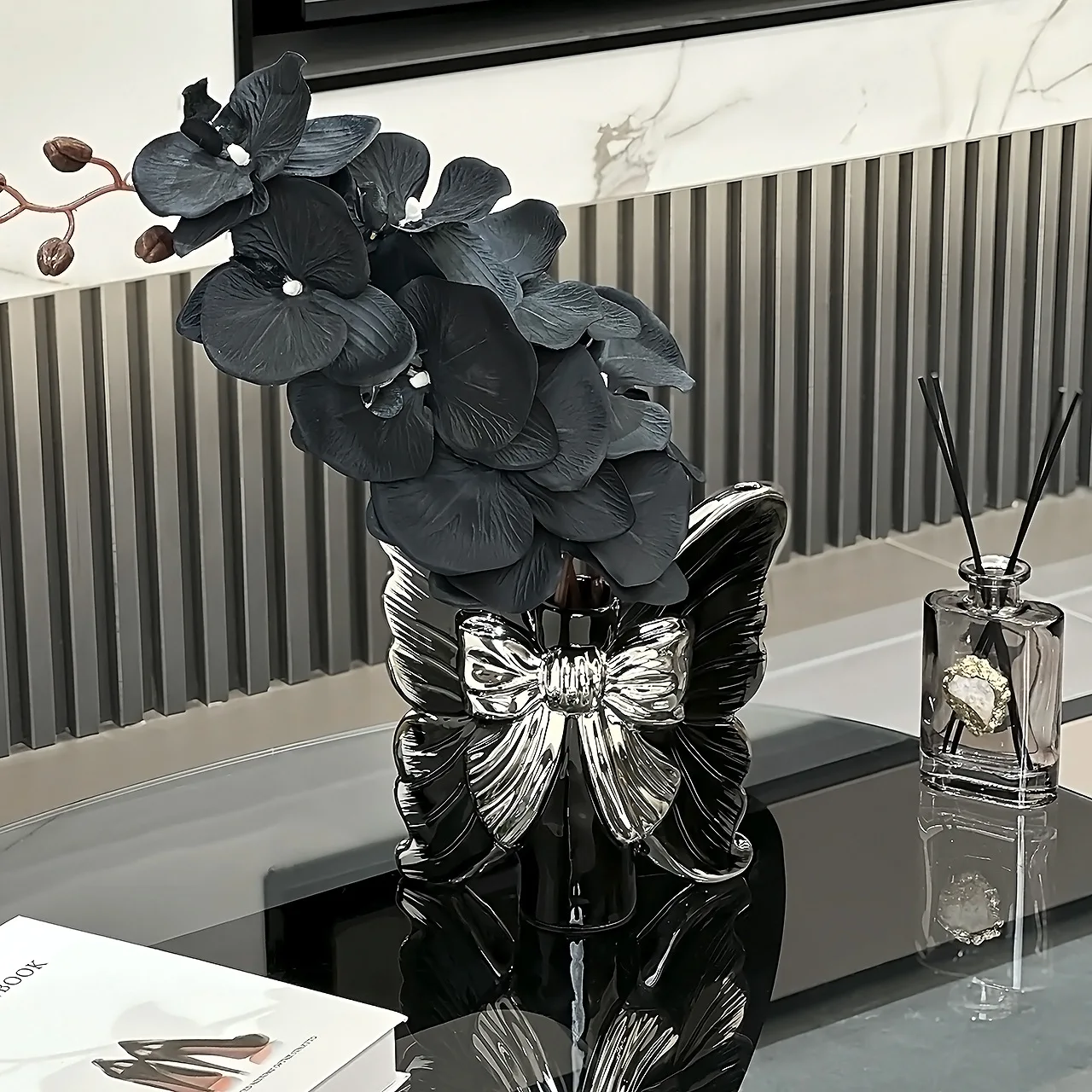 Advanced Butterfly Ceramic Vase Decoration,Bow Element Decoration for Living Room TV Cabinet,Photography Props Housewarming Gift