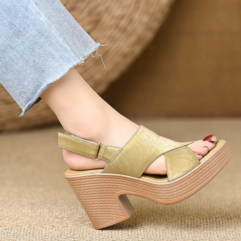

Thick-soled High-heeled Square-toe Slip-on Waterproof Platform Fashion Versatile Comfortable and Slip-resistant Women's Sandals