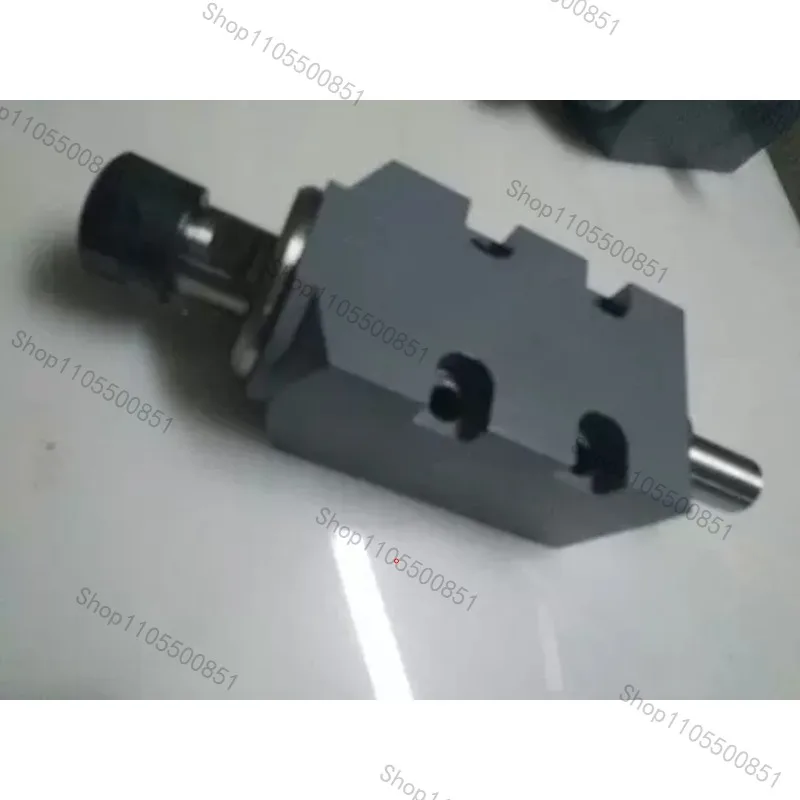 Square unpowered spindle 50 * 50 square spindle reverse milling spindle turning and milling compound