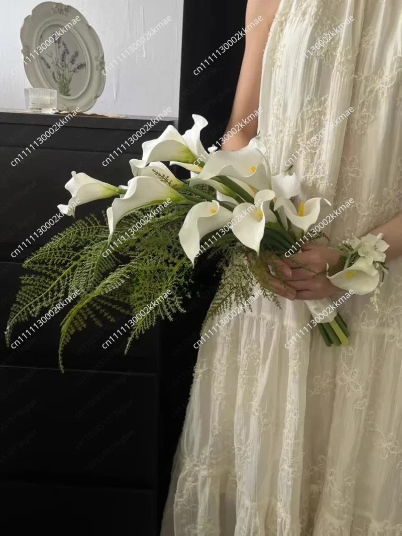 Calla lily bouquet simulation bouquet photography props wedding certificate engagement wedding flower forest senior