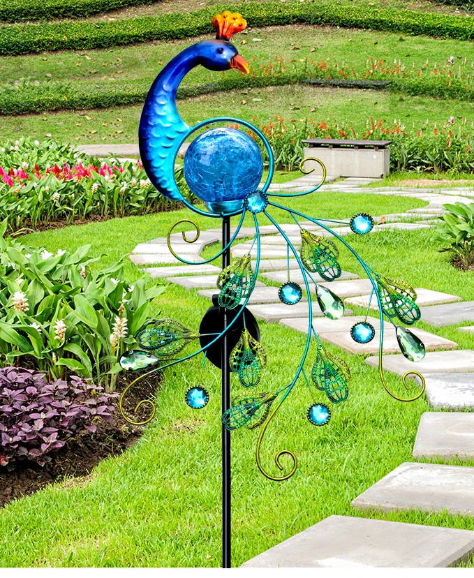 Garden and courtyard decoration iron ornaments simulation animal peacock solar crack light outdoor yard landscape layout