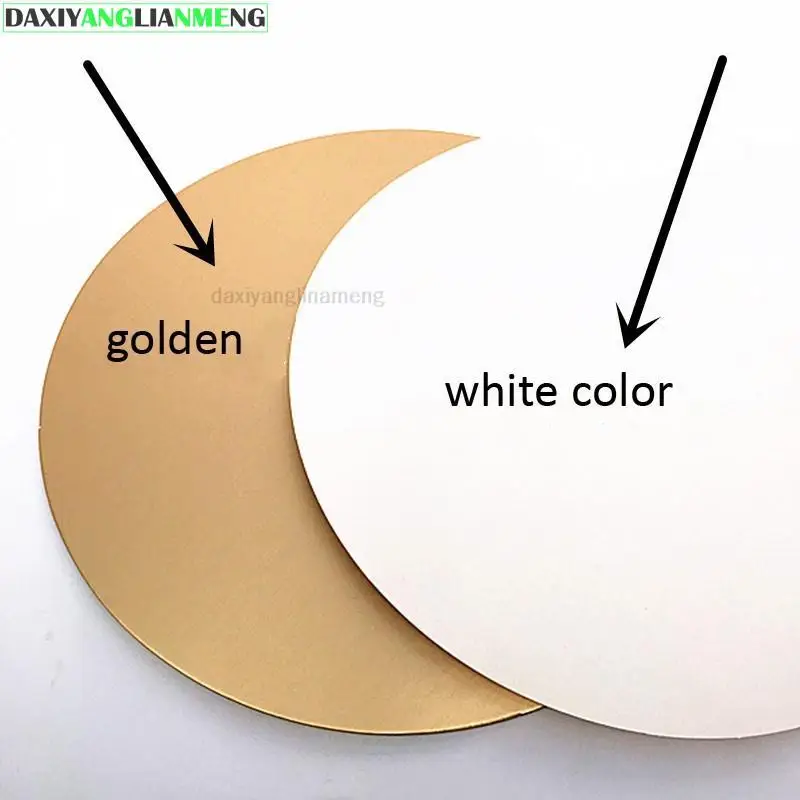 50pcs/lot Circ Trays: 16 - 30cm, Gold/White. DIY round cards, painting, enhance home charm and party allure. A DIY essential.