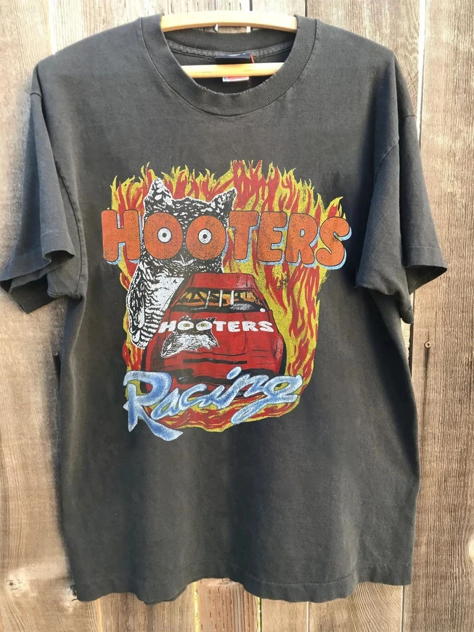 Camiseta Retro de NASCAR de Hooters Racing, Regalo para Fanáticos, Camiseta Conmemorativa Retro, Camiseta Estampada para Fanáticos, para Uso Diario al Aire Libre, para Hombres y Mujeres