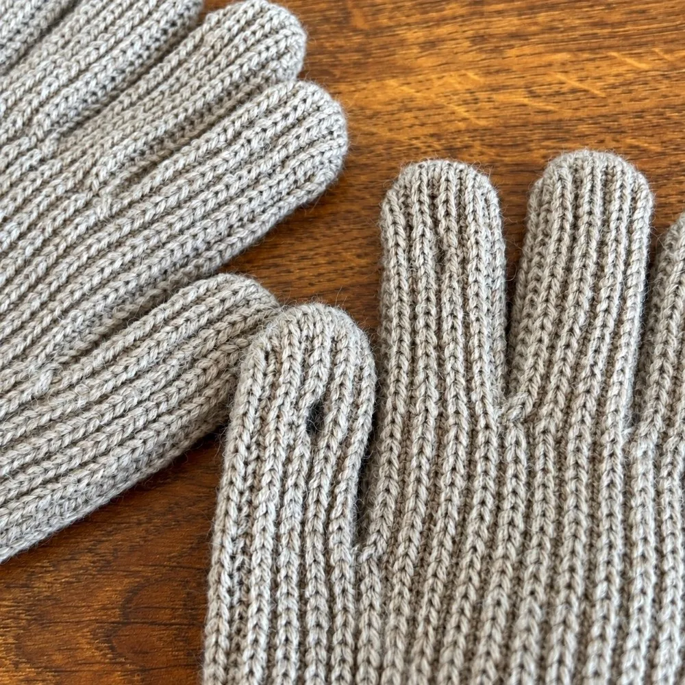 1 pair Trendy Soft Knitted Mittens Warm Windproof Winter Gloves Thick Children Gloves Boys Girls