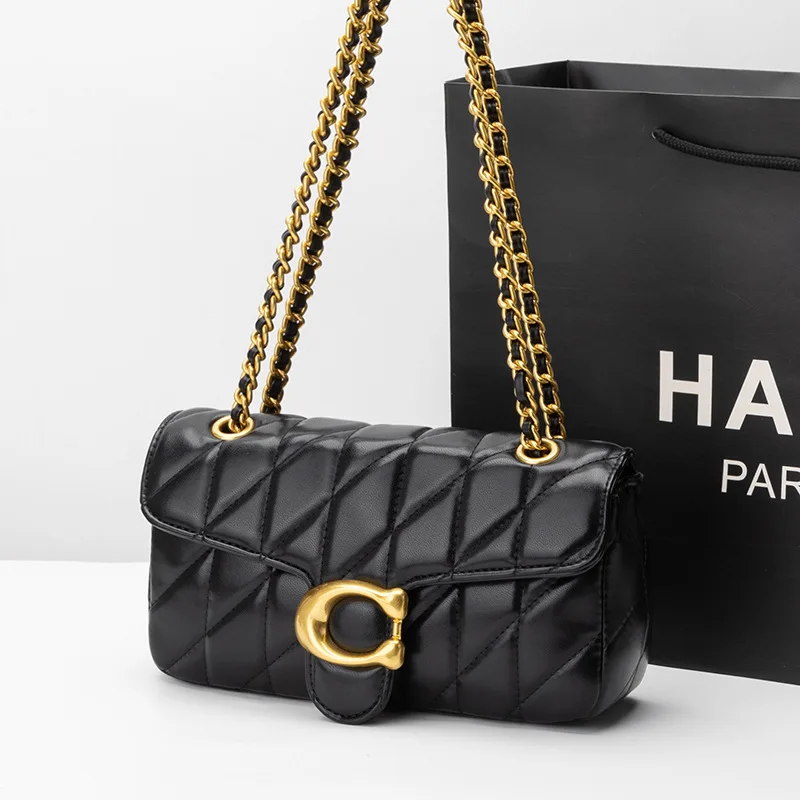 

Luxury quilted chain shoulder bag for women, 2026 new arrival, fashionable and versatile small square leather bag