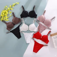 Conjunto de lencería sexy para mujer, transpirable, suave, versátil, moldeador, conjunto de sujetador y braga con efecto push-up clásico.