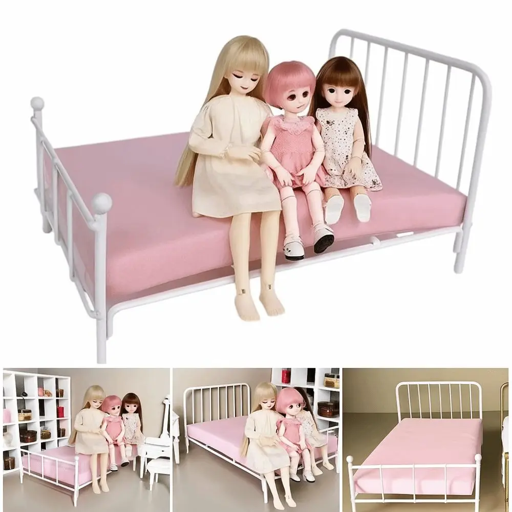 Creative 1:12 Scale Dollhouse Bed Iron Frame Bedroom Scene Bed Furniture With Mattress Play House Mini Bed Model DIY