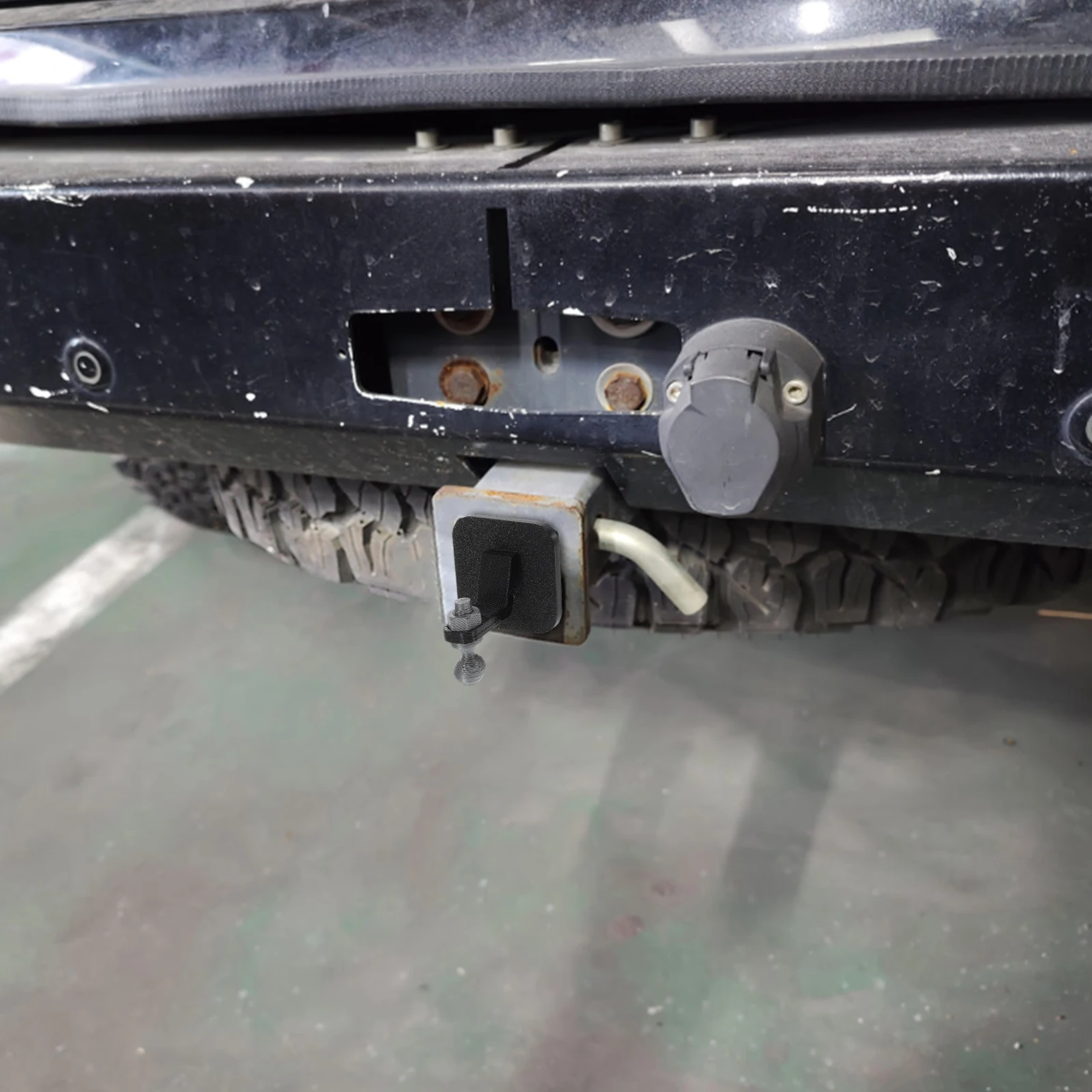 

2Pcs Mini Trailer Hitch Ball Cover Truck Novelty Tow Hook Cap Easy Install Replacement Tow Bar Protector Trailer Hook Cover