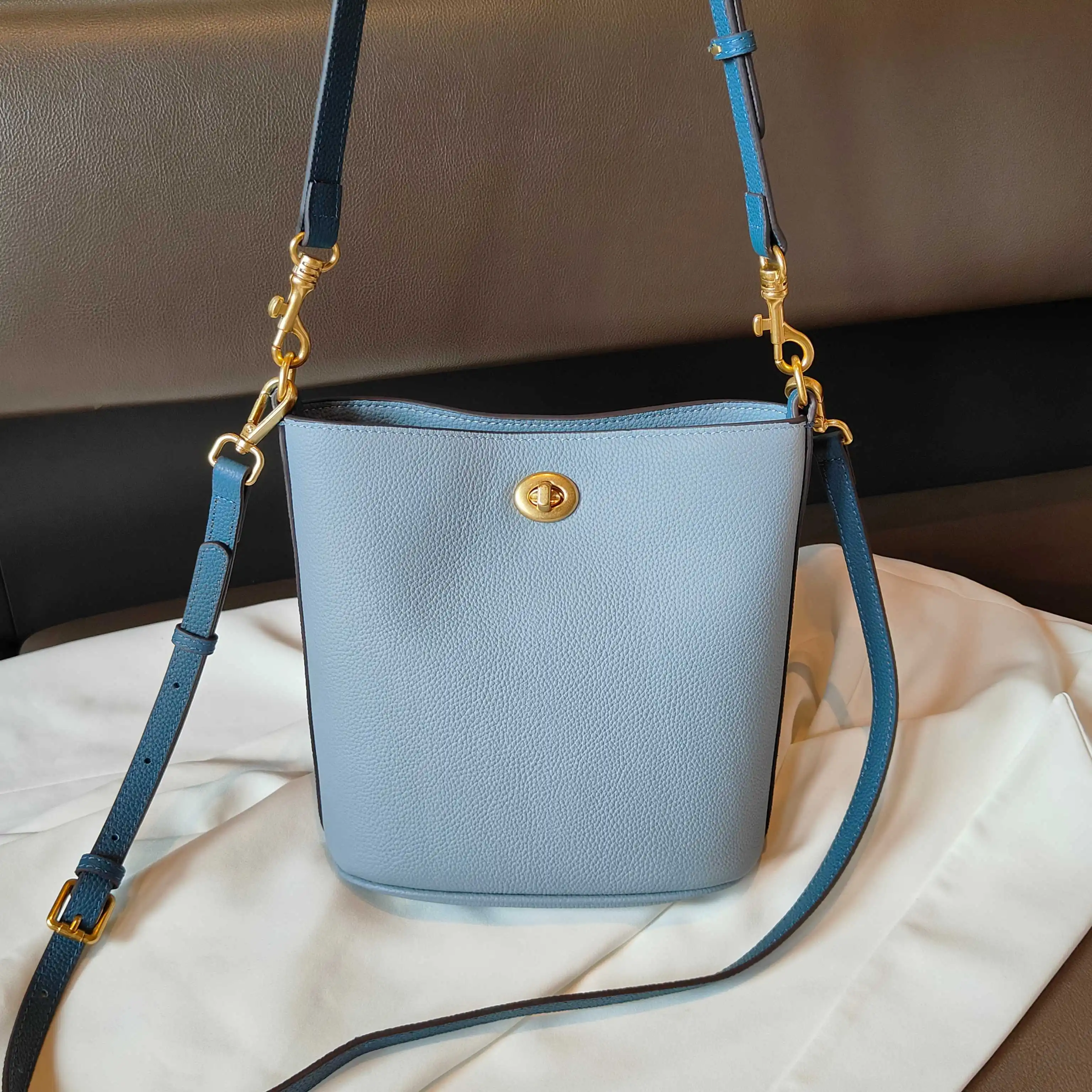 Women's Shoulder Bags Handbags Leather Bags Zipper Closure Large Capacity Underarm Shoulder Bags Fashion Stylev