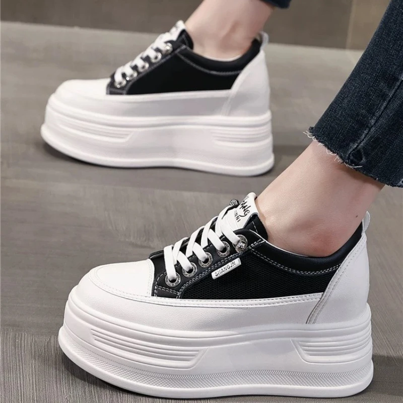 

Women's New Style Platform Thick Sole Breathable Casual Shoes with Insole Height Increase