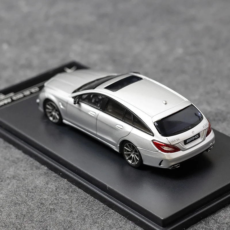 KING MODEL Diecast Car 1/64 Scale Mercedes Benz CLS63 Shooting Brake Car Model Alloy Mercedes Benz CLS63 Toy Vehicles Model