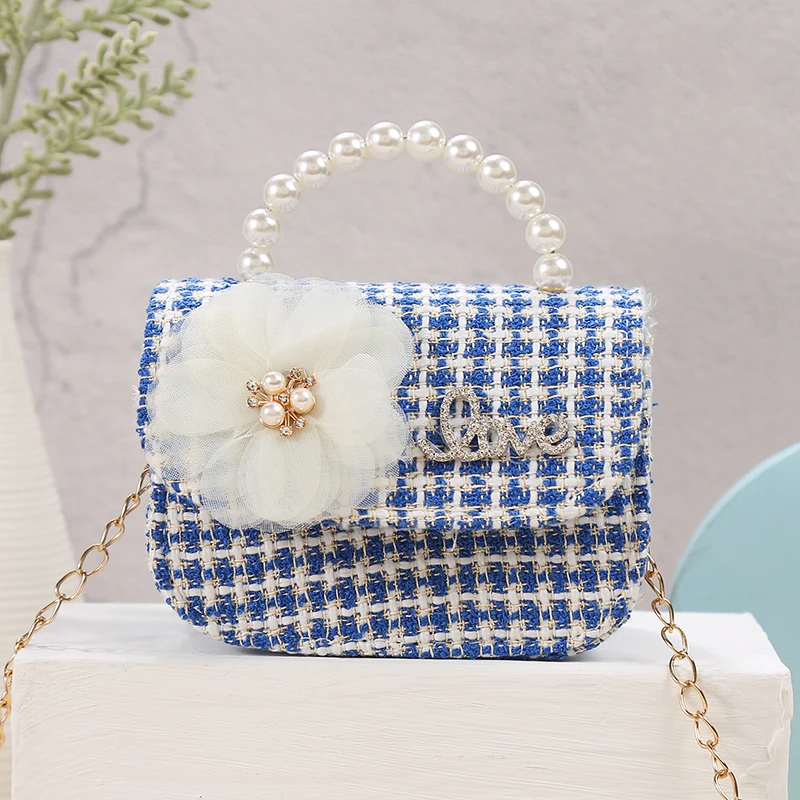 Fashion LOVE Letter Girl Shoulder Messenger Bag Kawaii Flowers Pearl Portable Crossbody Chain Kids Bag Coin Purse Chain Handbag