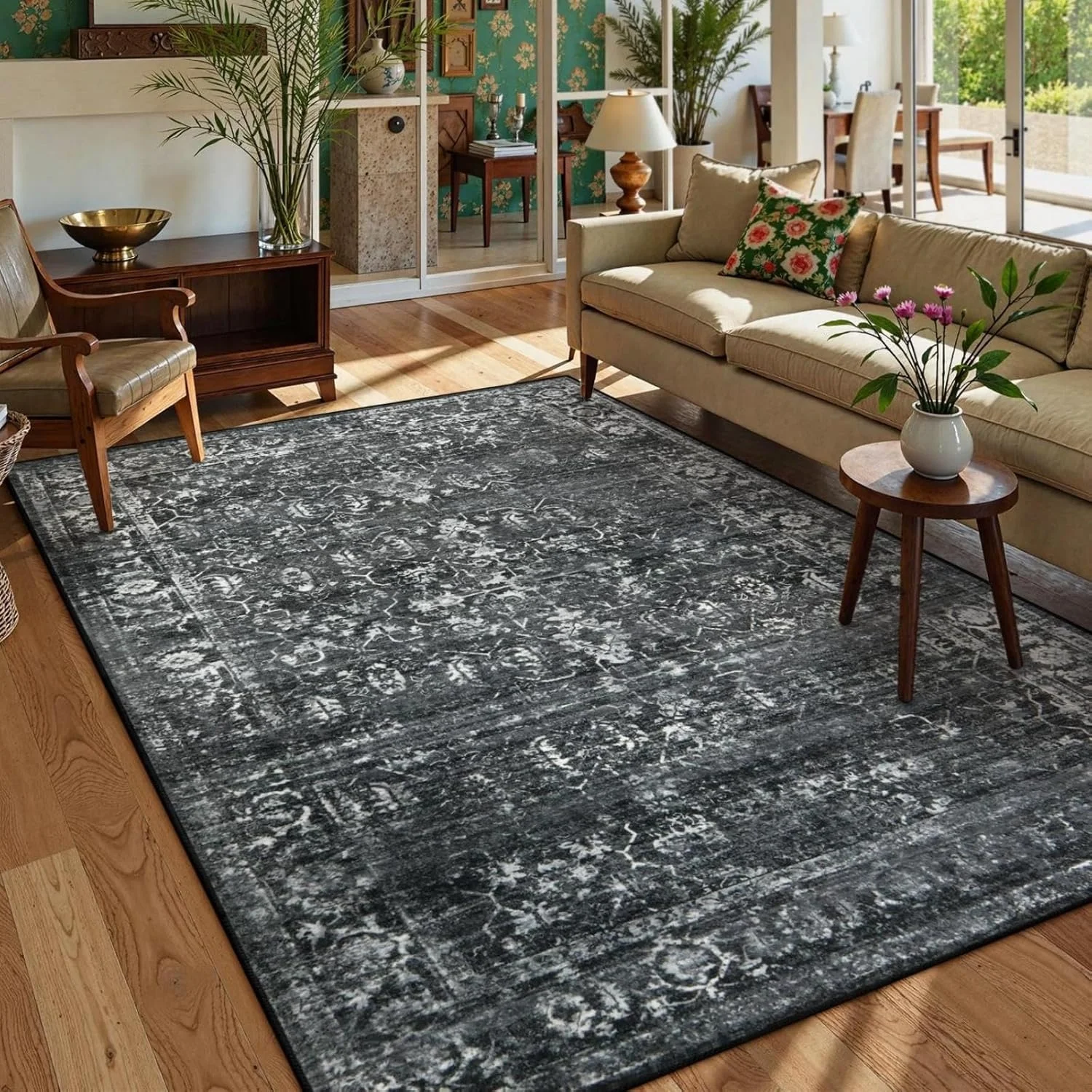Carpet, Washable, Suitable for Bedroom, Large Black Carpet, Soft Vintage Distressed Carpet, Non-Slip and Stain-Resistant Indoor Carpet, Suitable for Dining Room Decoration.