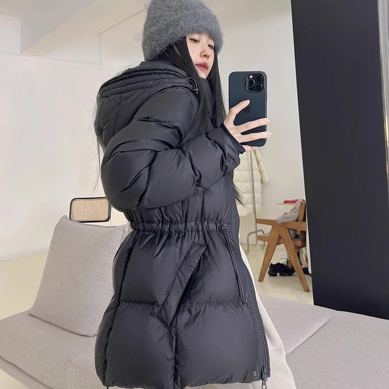 سترة نسائية دافئة بقلنسوة 2025 شتاء جديد 90 أوزة أسفل سترة نسائية عالية الجودة موضة مزاجه المرأة باركر H754
