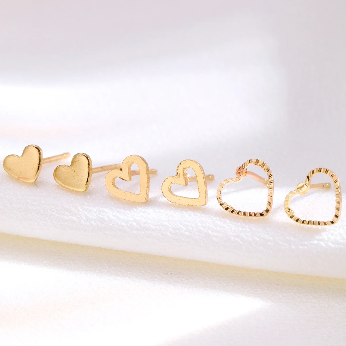 6 pezzi set di orecchini a forma di cuore carino color oro per donne ragazze semplice rame metallo abbigliamento quotidiano amore orecchini a