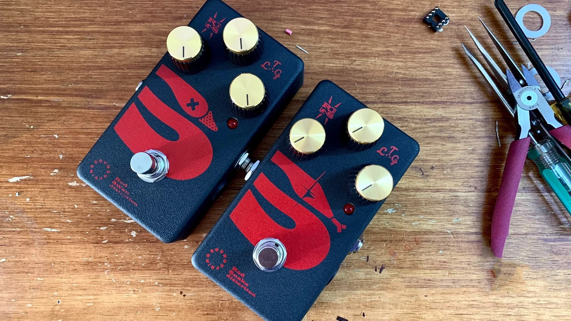 LILT Guitar Effects Red SNAKE Distortion