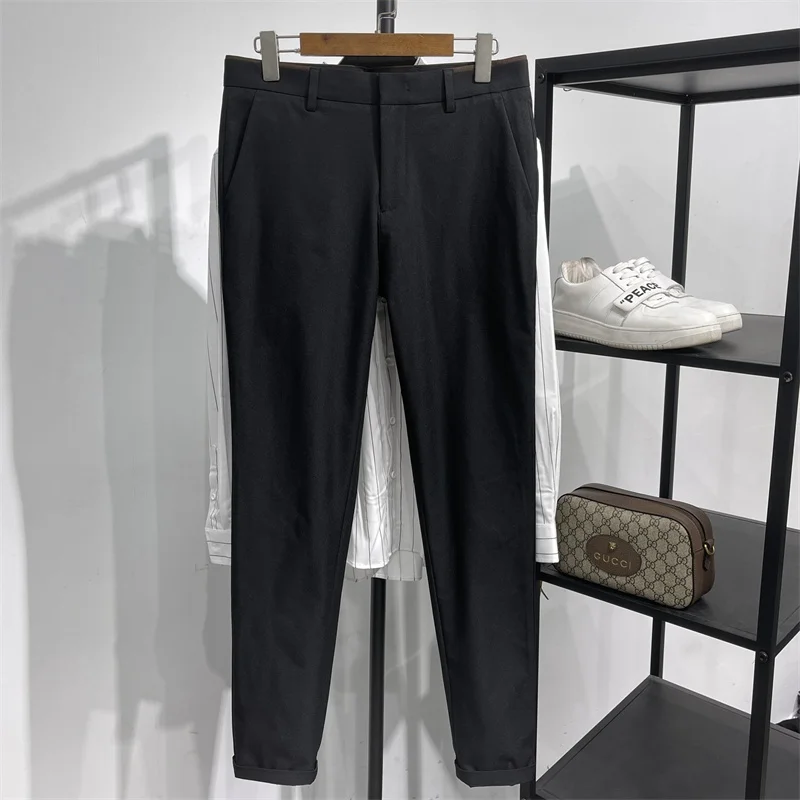 

Мужские брюки Dolcha Homme: облегающие, повседневные, чисто черные, немнущиеся, с эластичным поясом, длинные, модные, в городском стиле, для осени