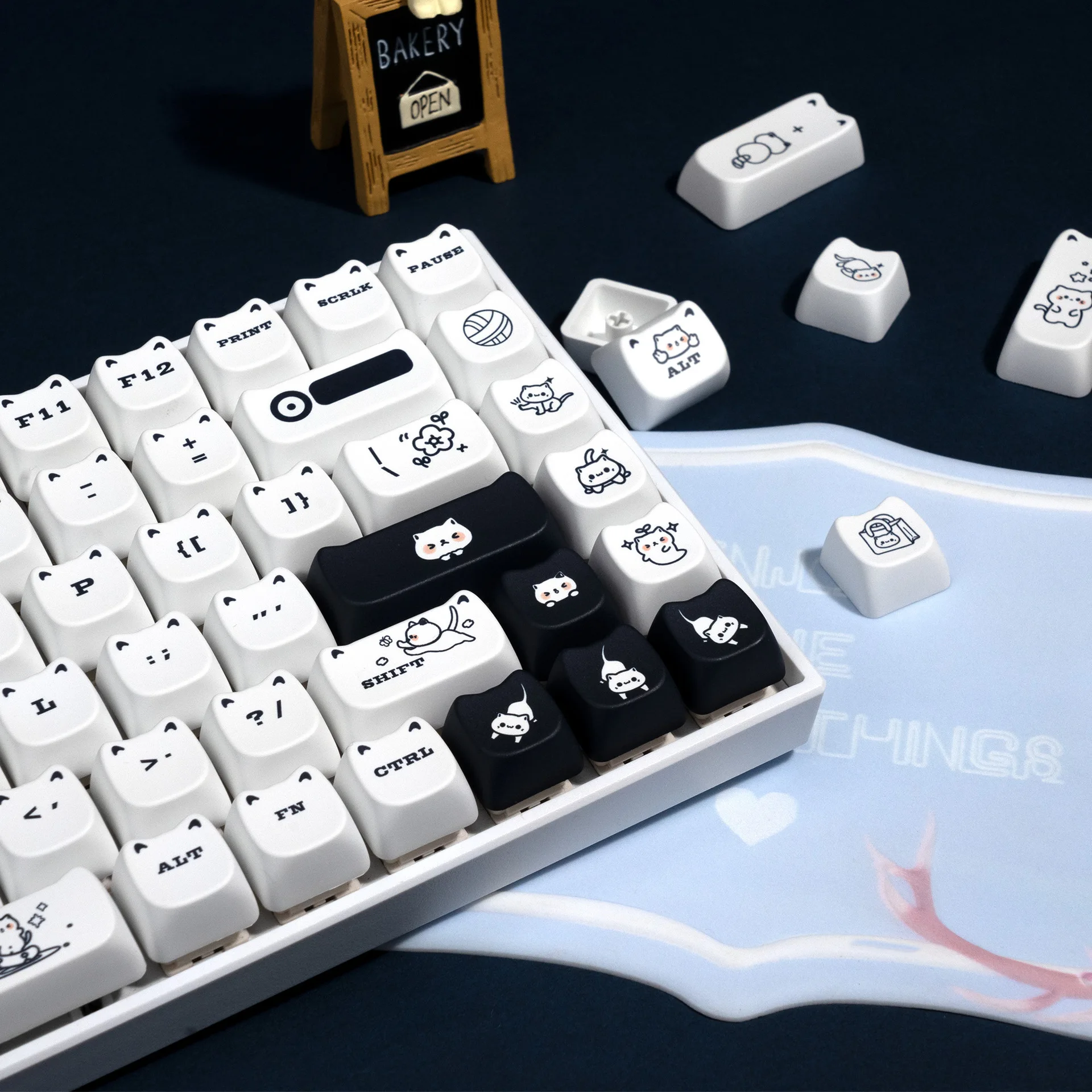 White Striped Cat MAO Height 143-key Mechanical Keyboard Keycaps Girls Customized Amazon Cross-Border
