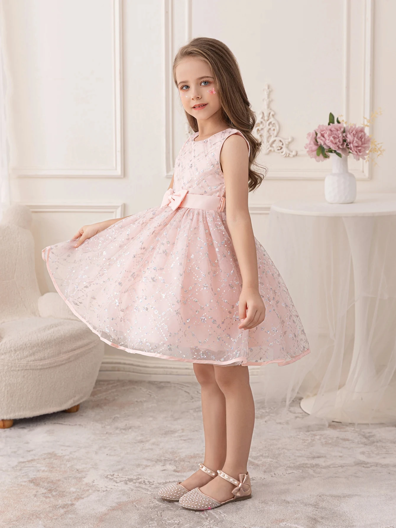 Customized Flower Girl Dress For Wedding Glitter Bow Sleeveless Knee Length Elegant Kids Birthday Party First Communion Gown