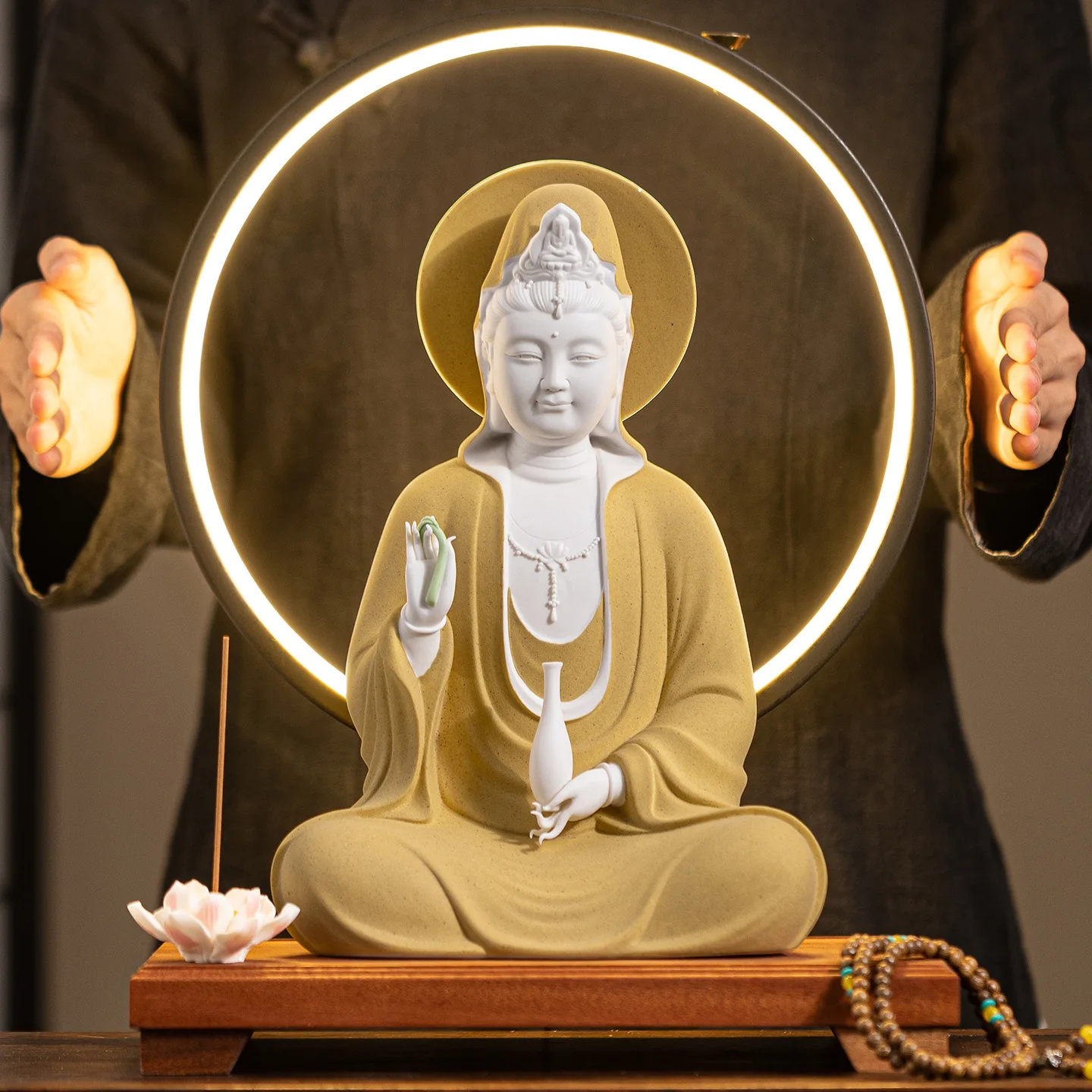 HYS Ceramic Guanyin Bodhisattva Buddha Statue Ornament Home Buddhist Hall Offering Living Room White Porcelain Boutique