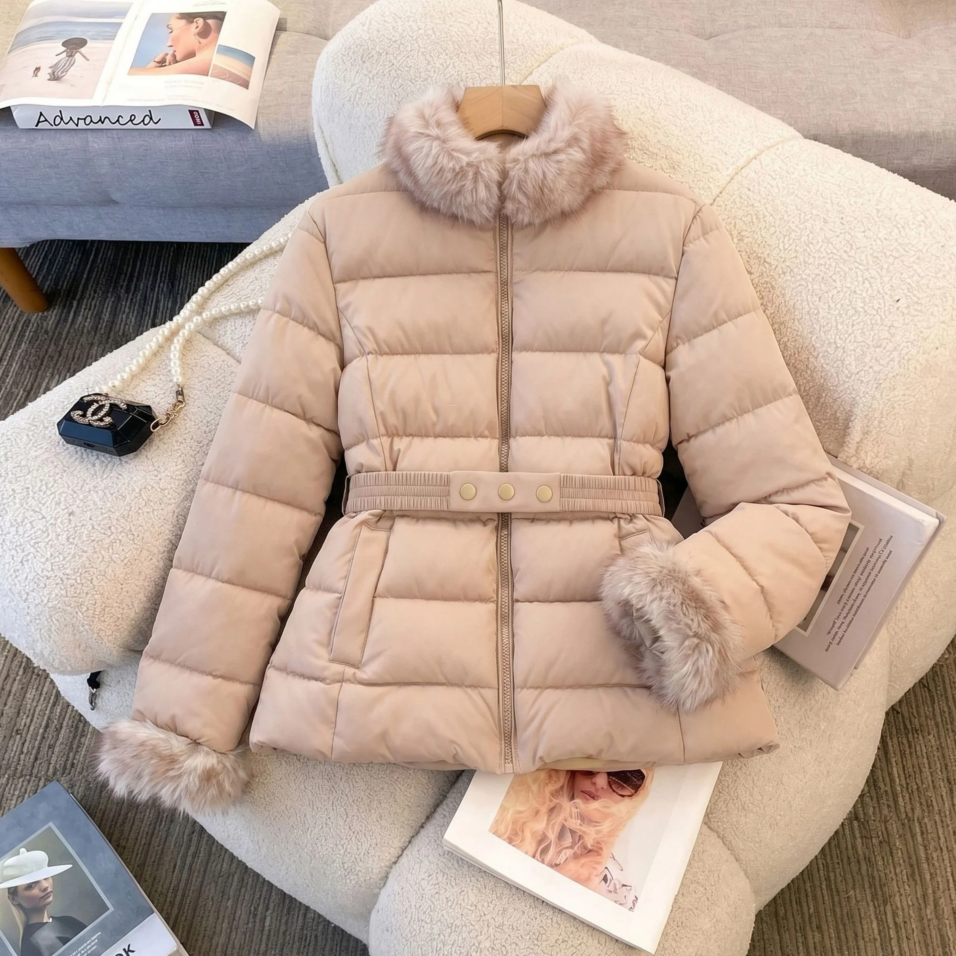 2026 New Winter Thickened Slim Cotton Coat Women Short Stand Collar Warm Long Sleeve Furry Collar Fashion Thermal Outerwear
