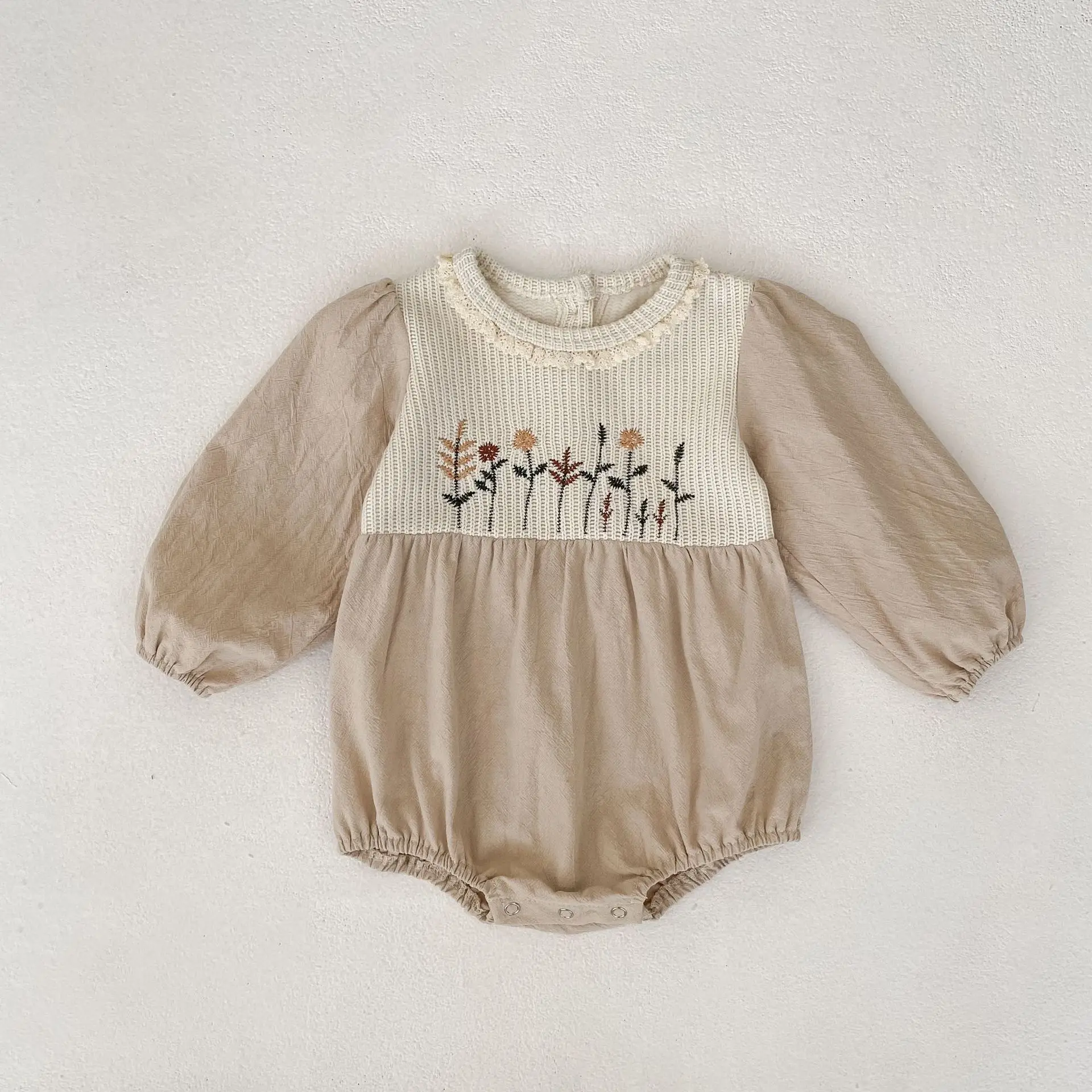 

Newborn Girls Autumn Spring Rompers 2025 New Korean Fashion Sweetheart Embroidery Patchwork Long Sleeve Bodysuits