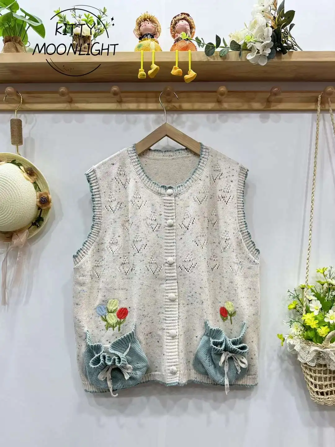 Vintage Flower Knitted Japan Style Mori Girl Sweet Embroidery Vest Women Kawaii Sleeveless Sweater Single Breasted Knitwear Tops