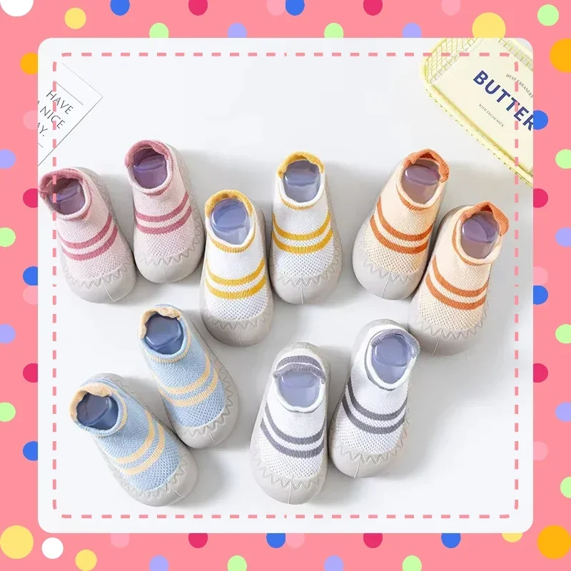 新しい夏の新生児ノンスリップ幼児の靴子供の靴ベビーフロアシューズ靴下室内靴