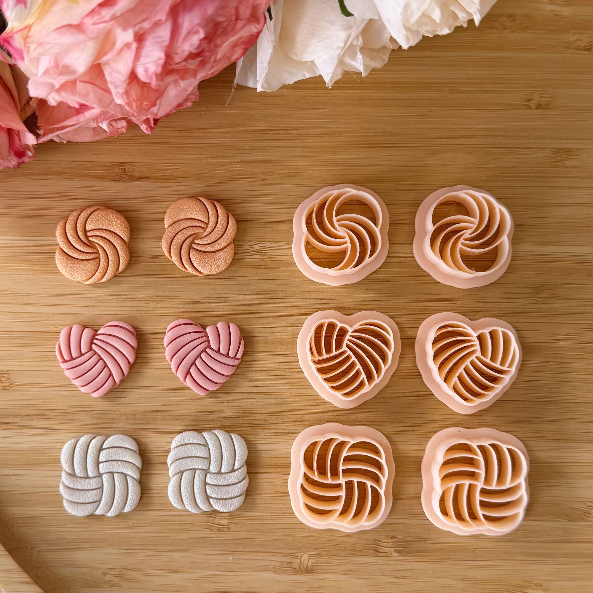 2Pcs/Set Mirror geometry rotation pattern Polymer Clay Cutters LOVE, square Shape DIY Earrings, brooches, necklaces
