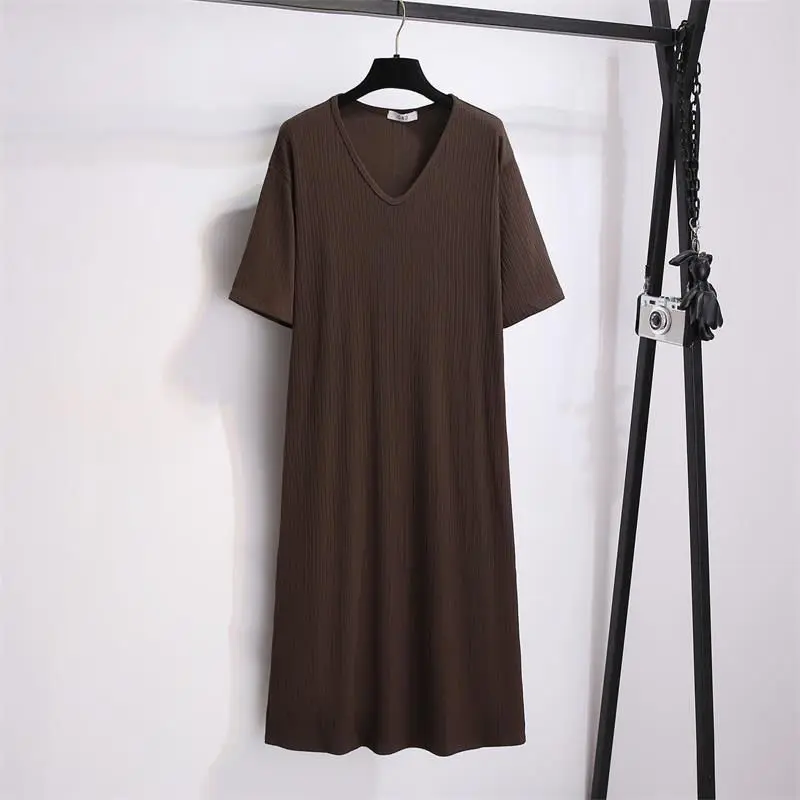 เสื้อผ้าผู้หญิงผ้าไหมน้ําแข็ง PLUS ขนาดเสื้อยืดฤดูร้อนแขนสั้น V คอเรียบง่าย VINTAGE MIDI ชุดลําลองแฟชั่น