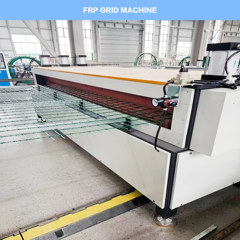 Durable FRP Mesh Weaving Loom Precision Fiberglass Mesh Loom Machine Fully Automatic High-Efficiency Welding Fiberglass Weaving